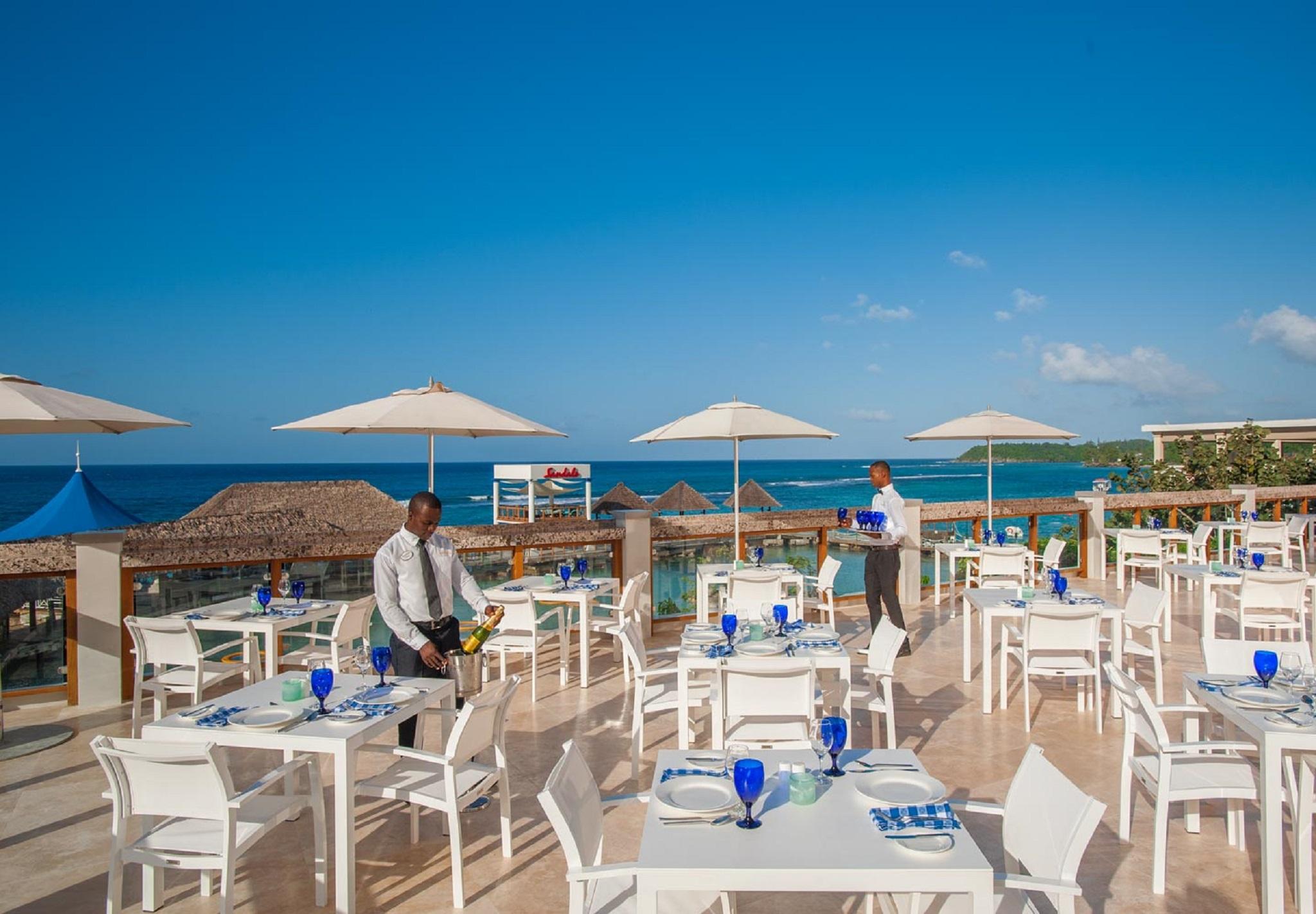 Sandals Ochi Beach Resort All Inclusive (Adults Only) 奥乔里奥斯 外观 照片